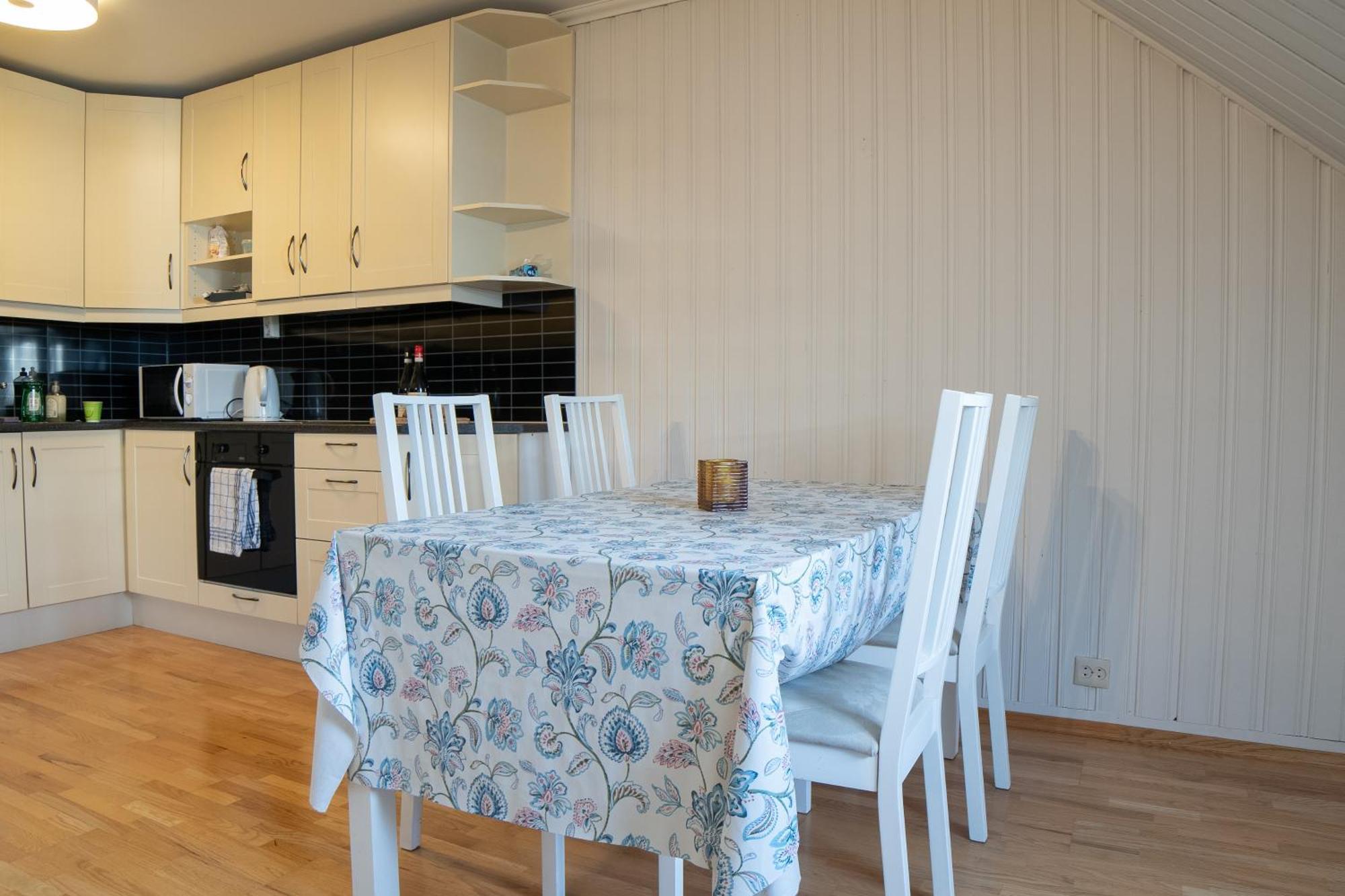 2 And 3 Rooms Apartments Tromsø Oda fotoğraf